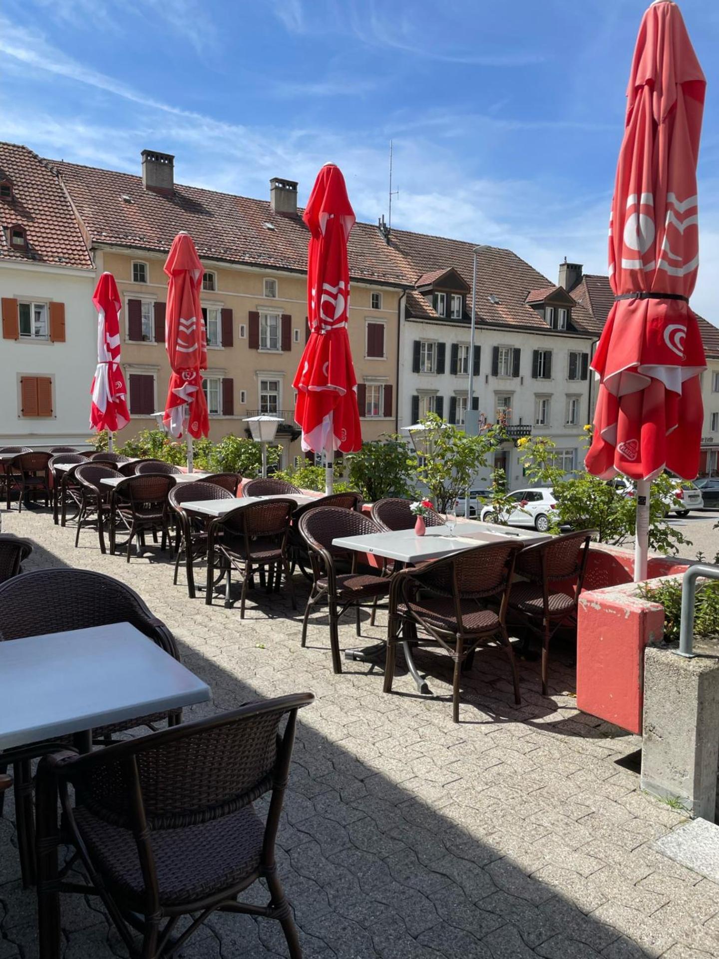 Hôtel La Fontaine Saint-Imier Extérieur photo